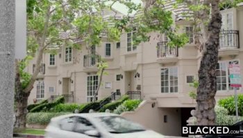 Curvy sweetheart likes coarse sex games